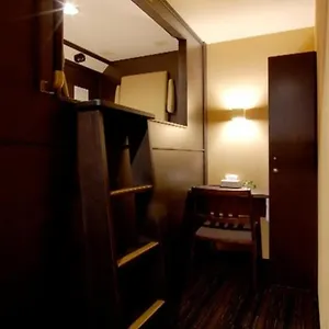 Capsule Cabin Petit - Male Only 2*, 名古屋市 日本